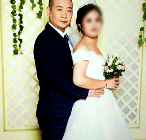 马来西亚MFL杯U23
_贵阳一男子到公墓祭奠亡妻马来西亚MFL杯U23
，却发现骨灰竟然不见了！得知真相后，他心酸又无奈......