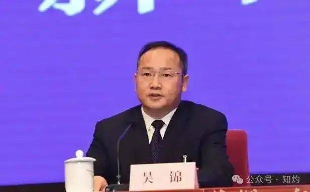 皇冠信用网登3代理
_“戏精”女市长落马后皇冠信用网登3代理
，刚刚，荆州市委书记也被查了……