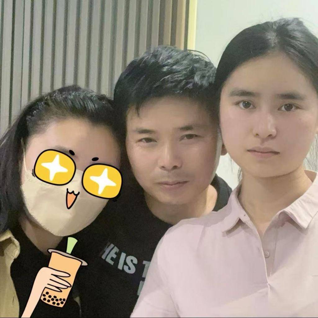 怎么开通皇冠信用网口
_陈杨梅：为爸爸寻我19年没有放弃而感动怎么开通皇冠信用网口
，回家既紧张又期待