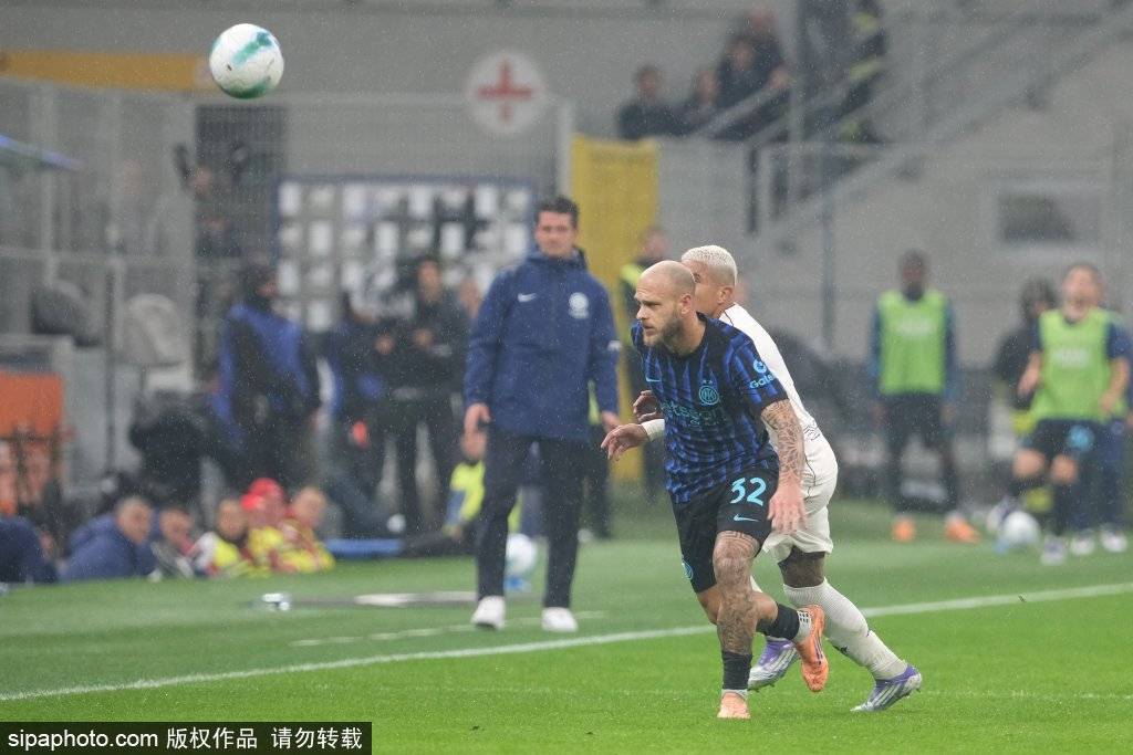 皇冠信用網网址
_争议?苏契奇送礼比塞克最后一人犯规染黄皇冠信用網网址
,维罗纳球员不敢相信