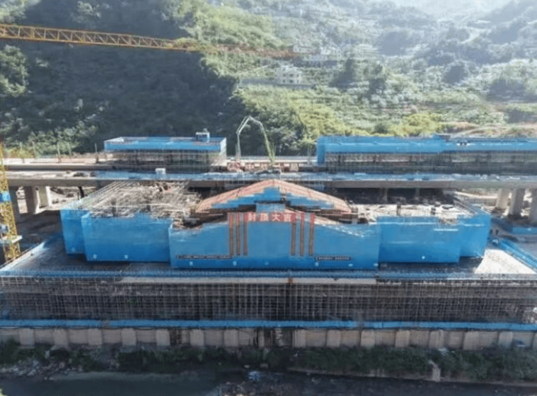 皇冠信用网开户
_昆明出发皇冠信用网开户
,2.5小时到重庆,3小时到成都!渝昆高铁最新进展→